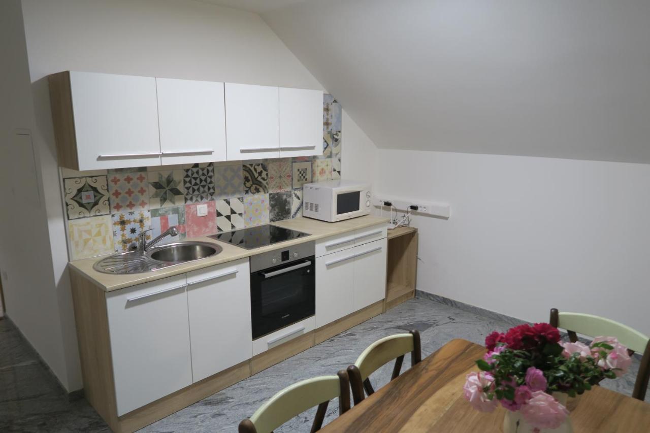 Rooms For Rent In Laibach Exterior foto